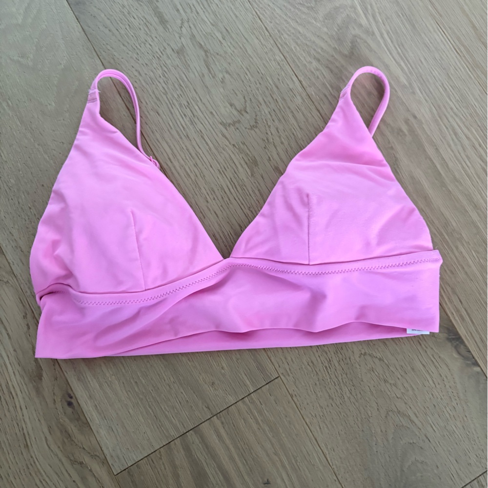 Triangle aerie bikini top